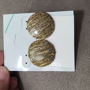 Sparkly gold silver‎ Round Pretty Earrings for pierced ears.